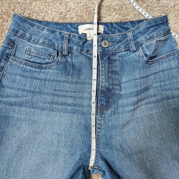 Labijou Rhinestone  jean capris - Picture 5 of 8